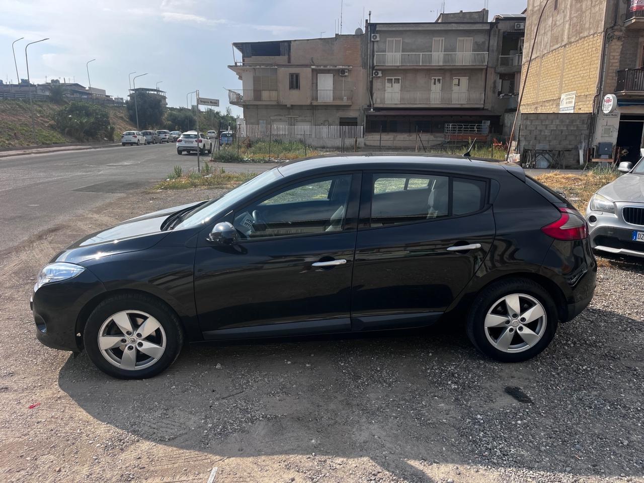 Renault Megane 1.5 dci Luxe-Dynamic permuta