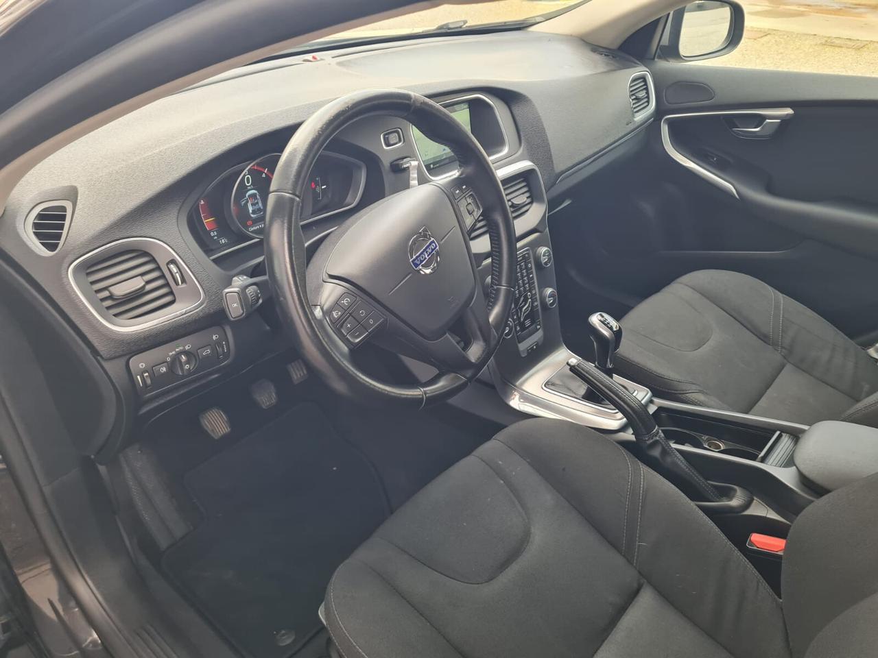 Volvo V40 D2 Business