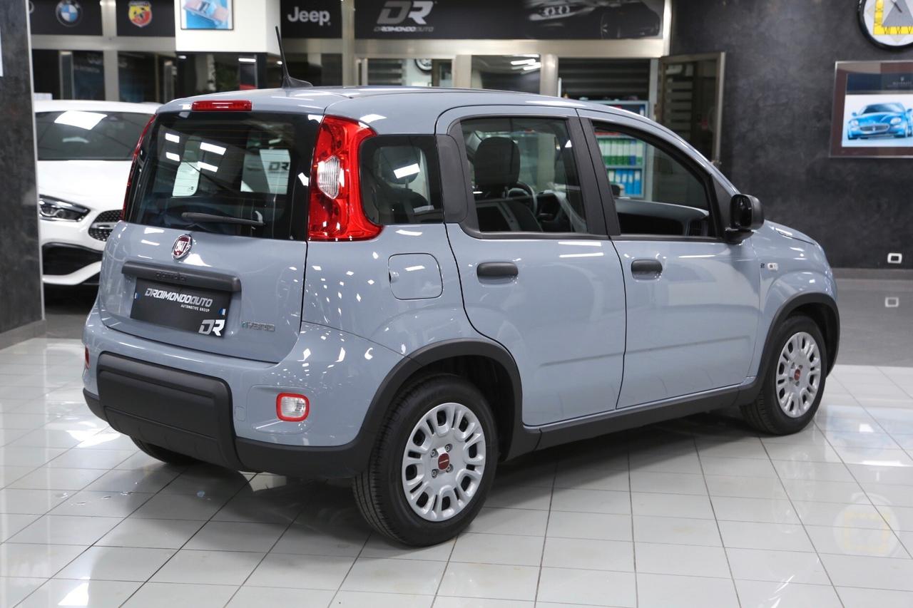 Fiat Panda 1.0 Hybrid 70cv