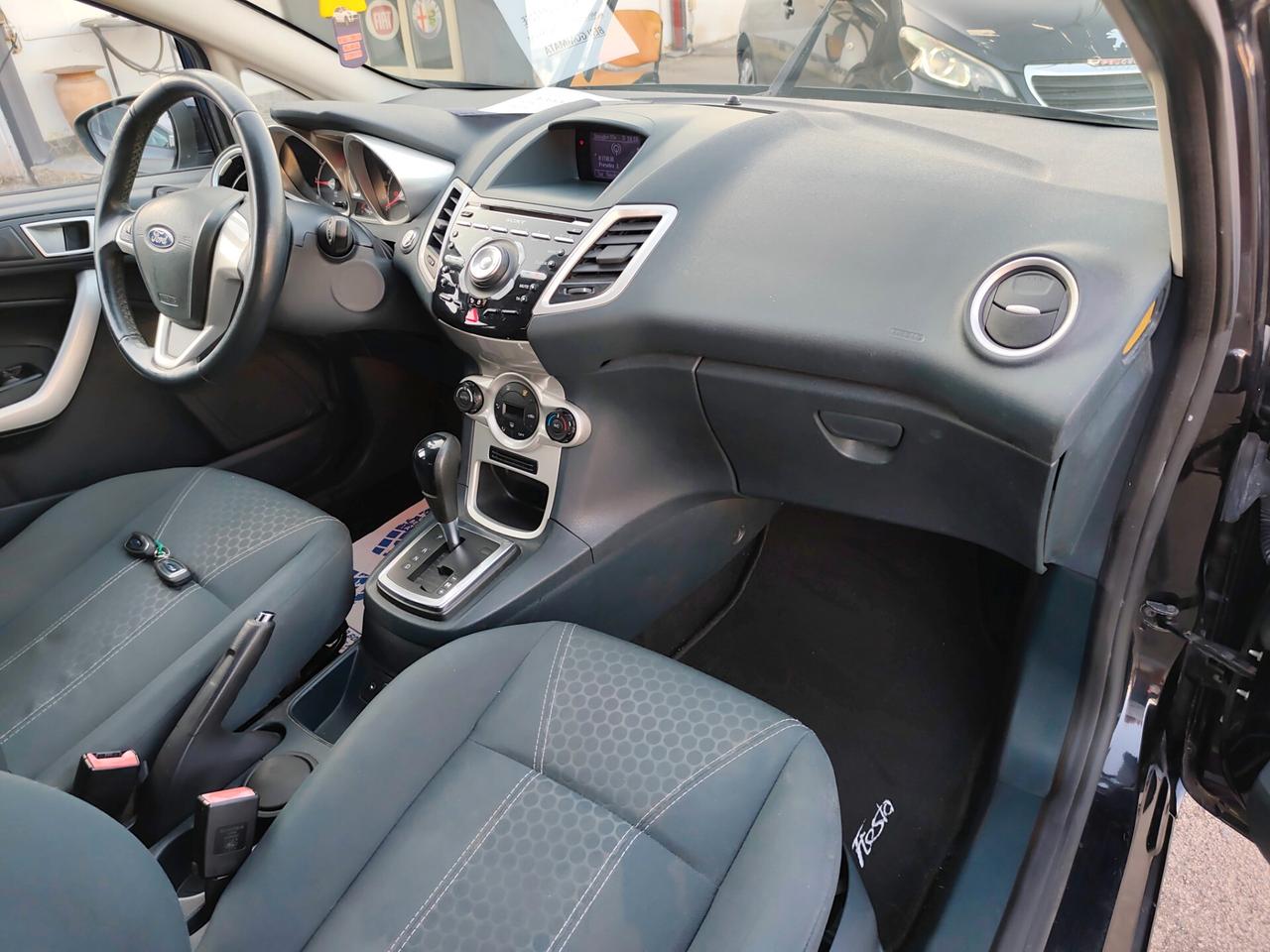 Ford Fiesta AUTOMATICA 1.4 BENZINA Titanium