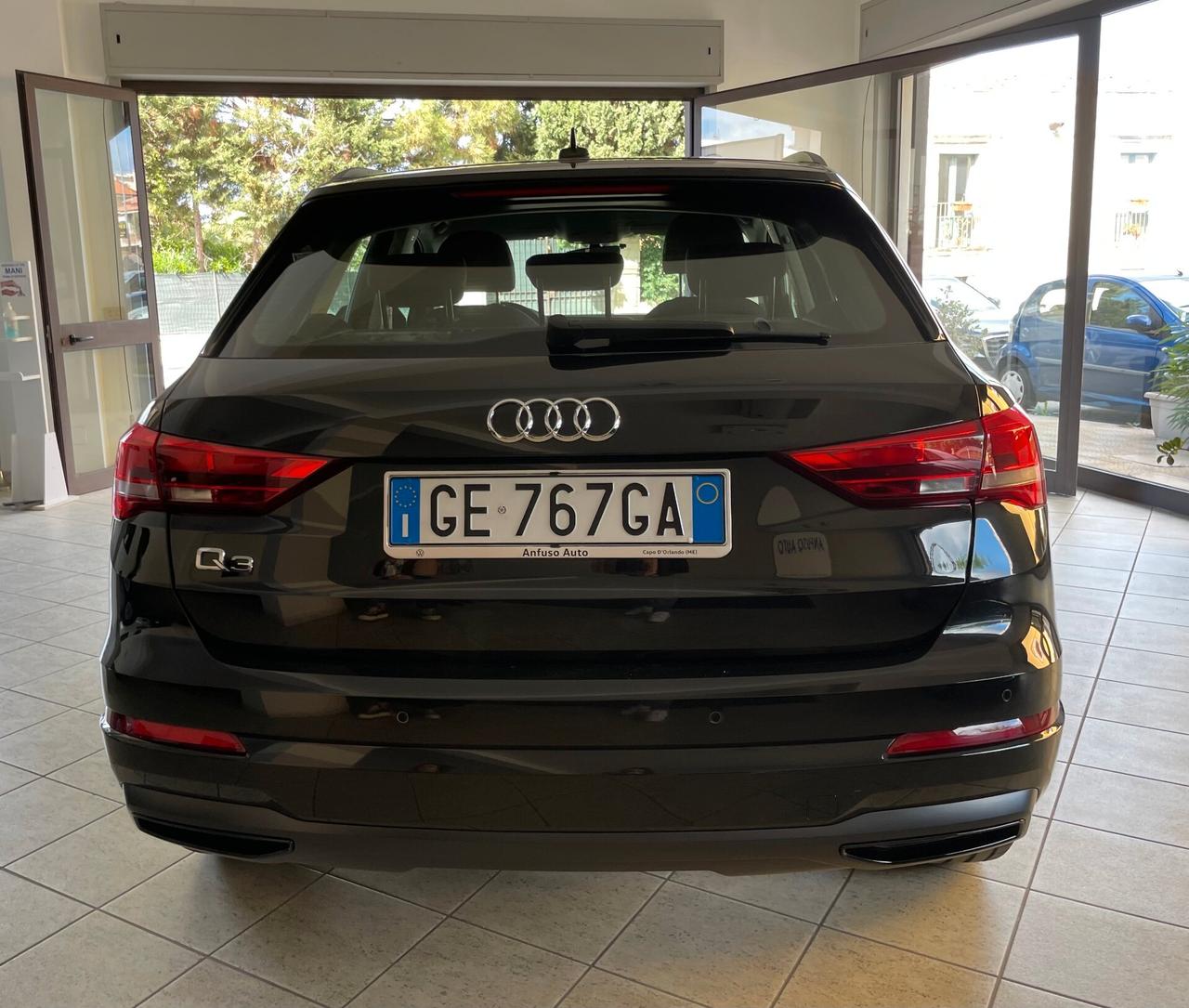 Audi Q3 35 TDI S tronic Business Advanced