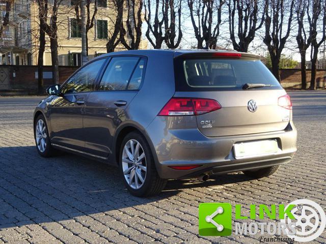 VOLKSWAGEN Golf 1.6 TDI 110 CV DSG 5p Executive BMT NEOPATENTATI