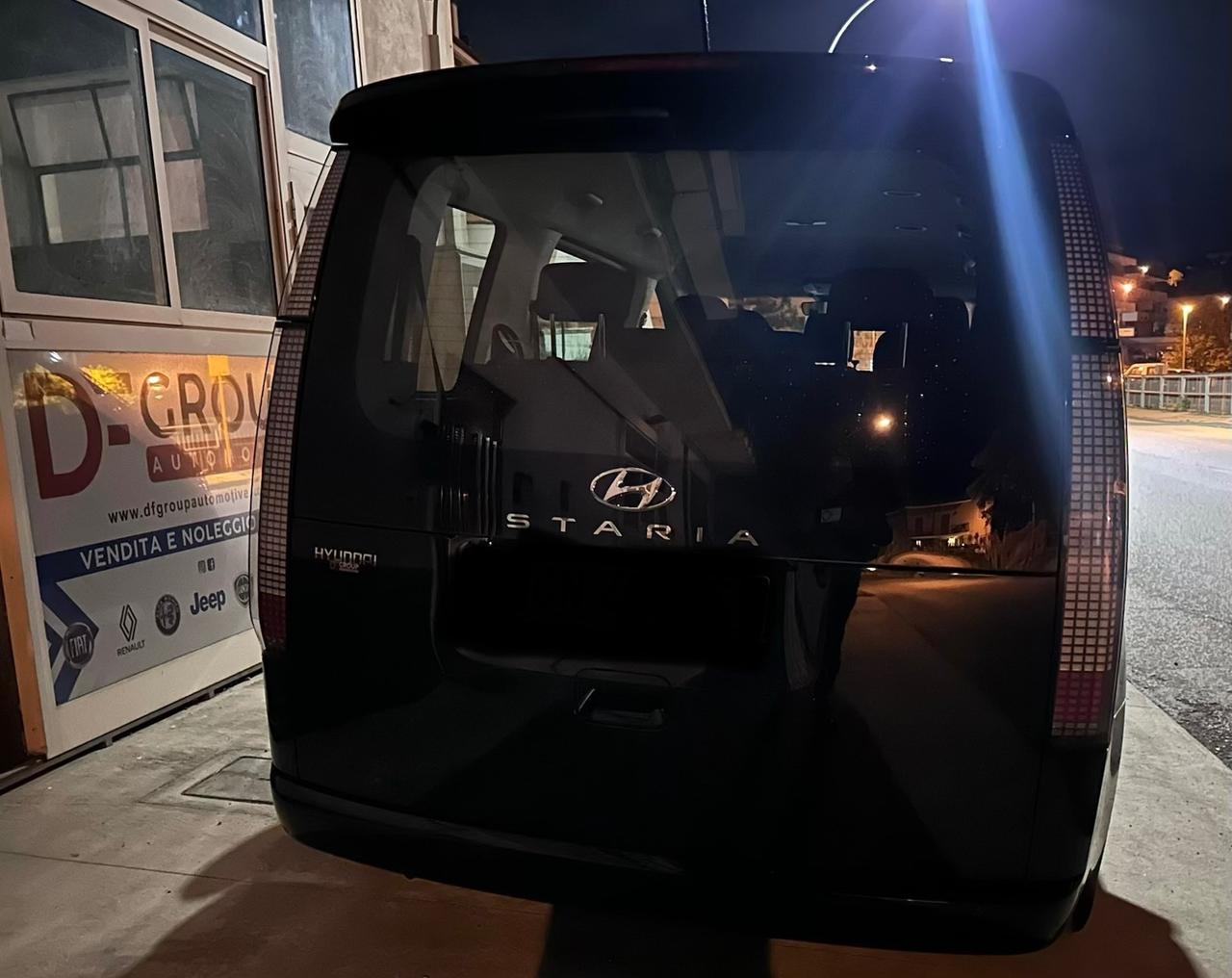 Hyundai Staria 2.2 AT 2WD 9 posti Wagon