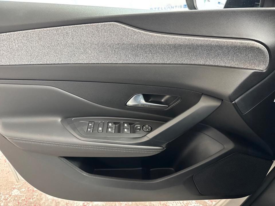 Peugeot 308 PureTech Turbo 130 S&S EAT8 Allure Pack