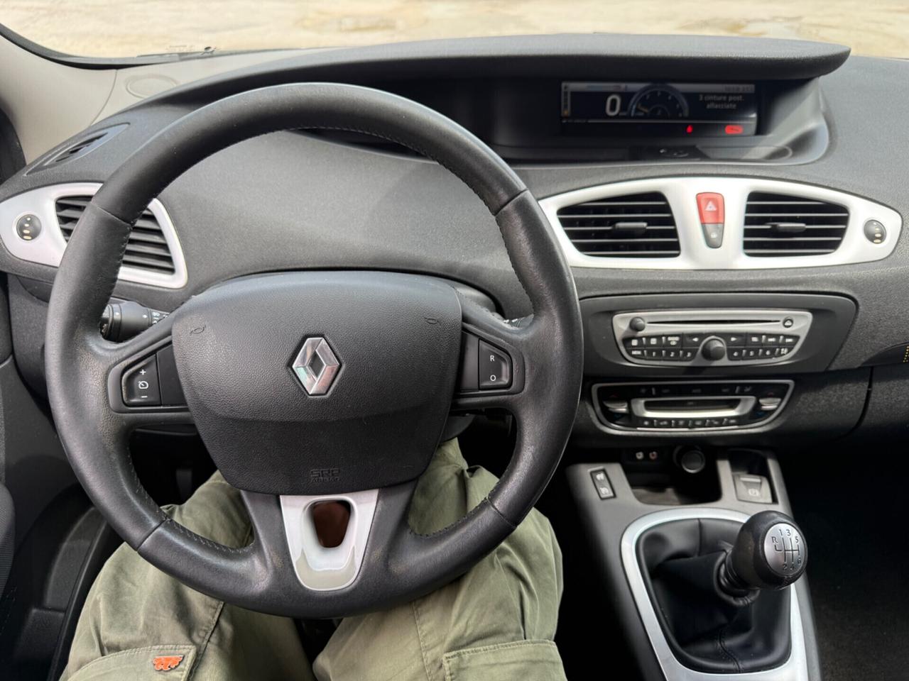 Renault scenic 7posti 1.9 DCi 130milaKM
