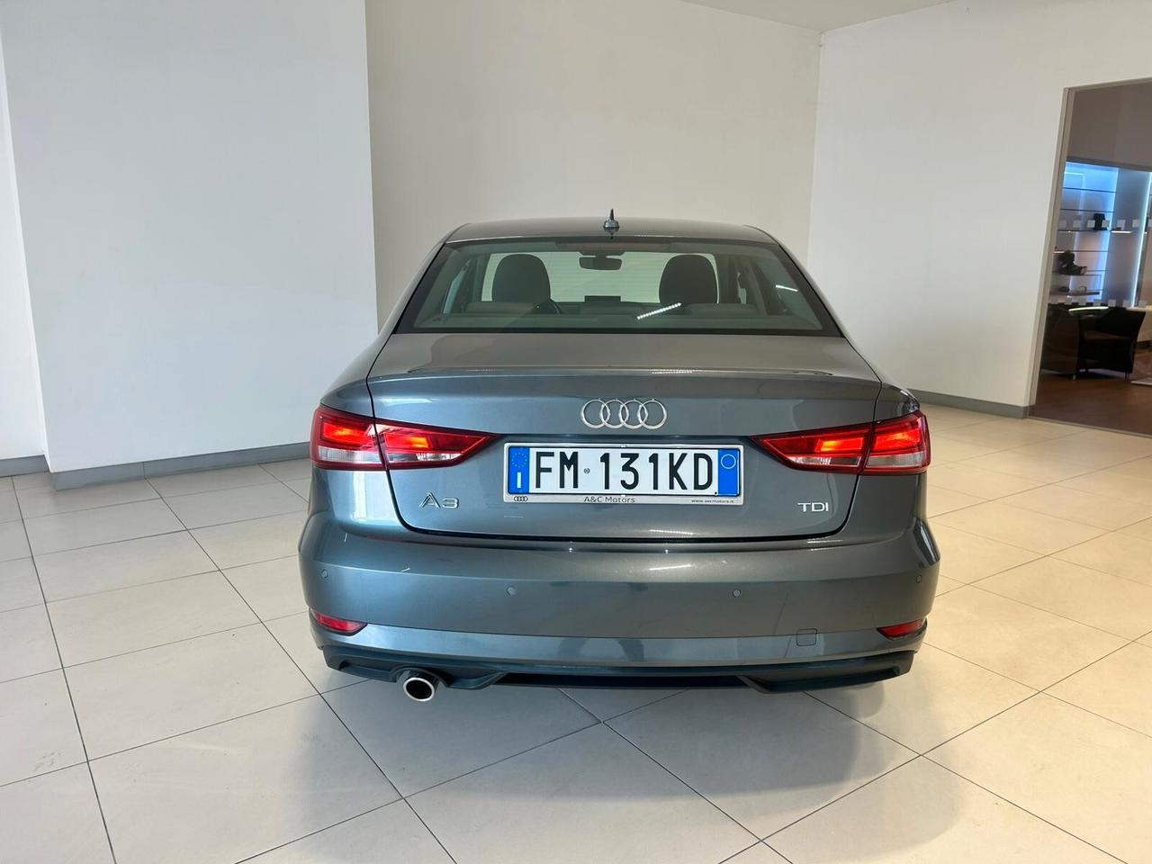 Audi A3 Sedan 1.6 TDI 116 CV S tronic