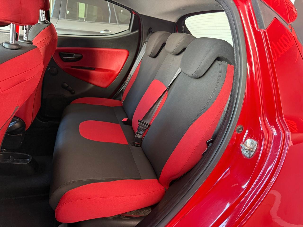 LANCIA YPSILON 1.3 DIESEL DEL NORD ITA 2012