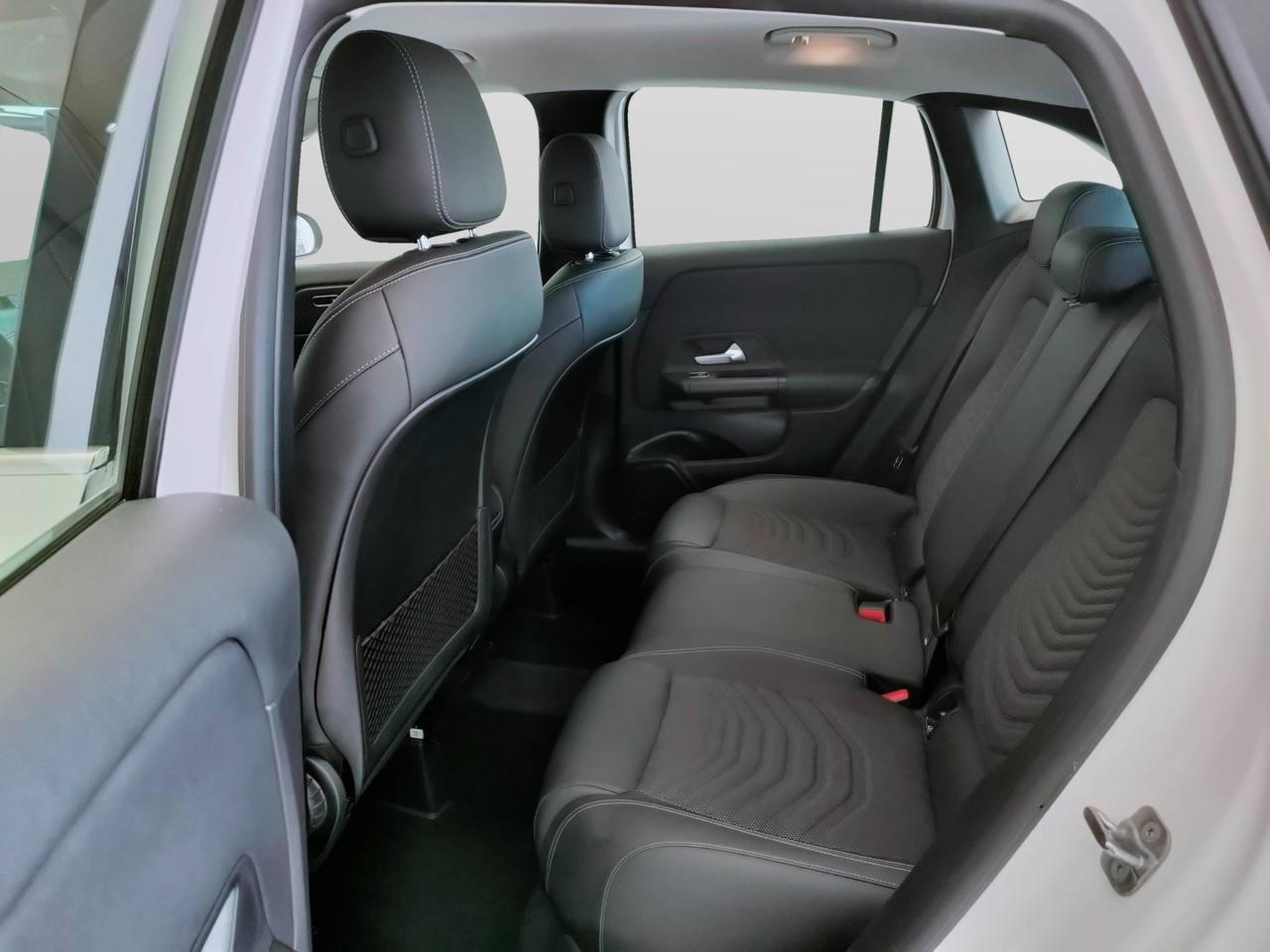 Mercedes-Benz GLA-H247 2023 - GLA 200 d Advanced 4matic auto