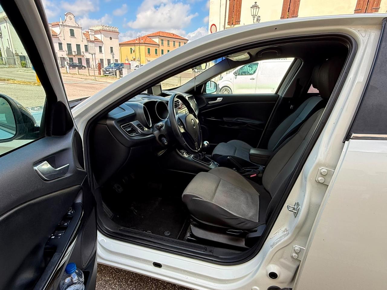 Alfa Romeo Giulietta 2.0 JTDm-2 140 CV Progression