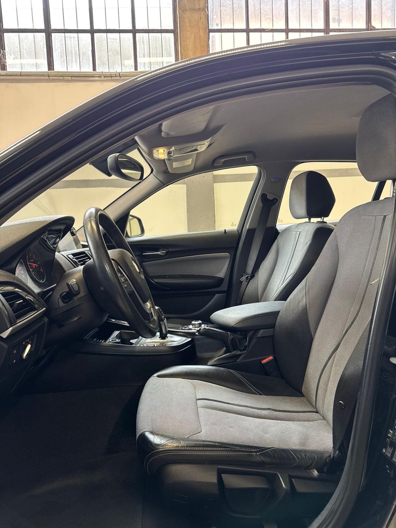 Bmw 118 116d 5p. Urban