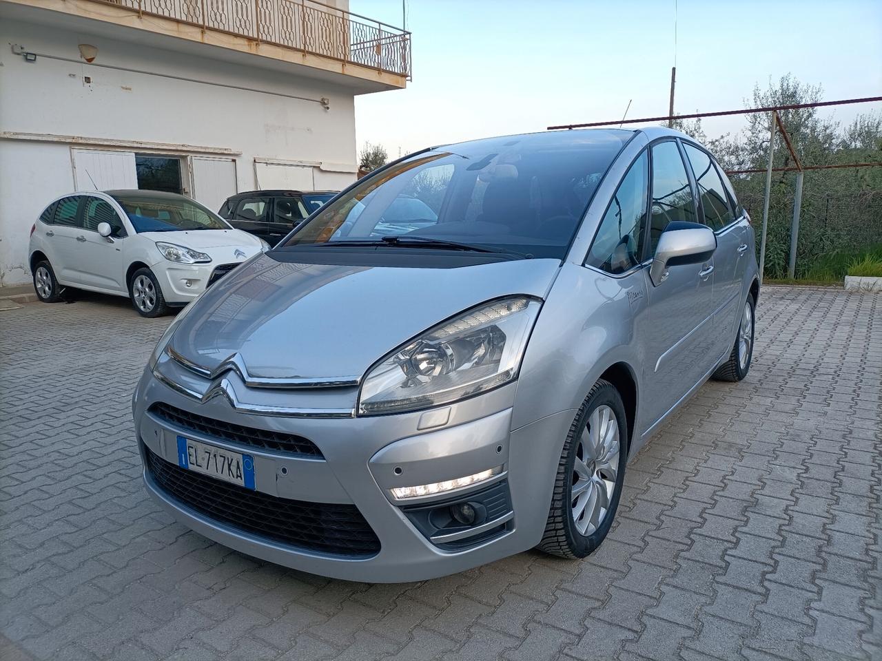 Citroen C4 Picasso 1.6 hdi Exclusive