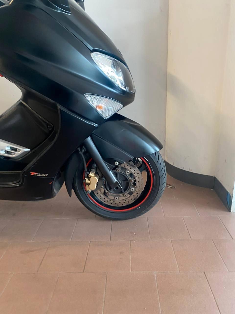 Yamaha T Max