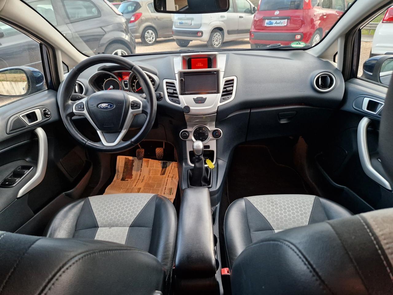 Ford Fiesta Ikon 1.6 TDCi 95CV 5 porte