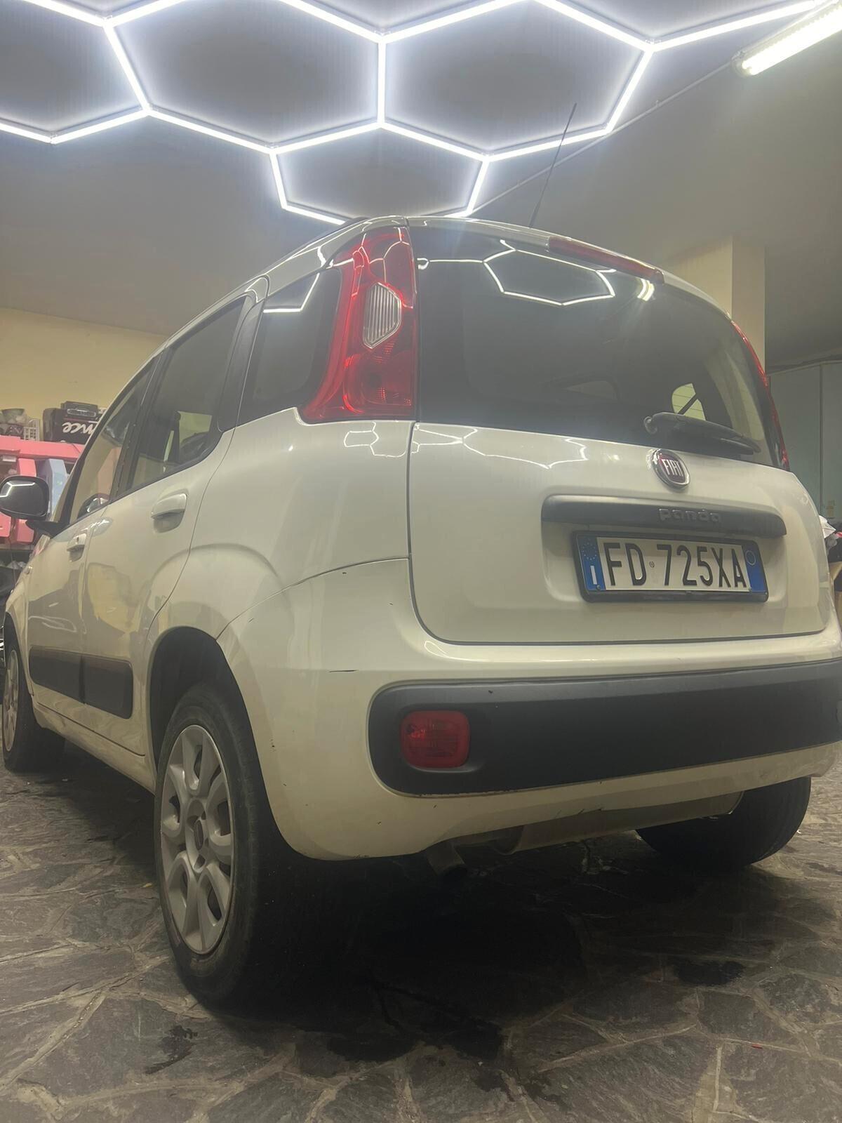 Fiat Panda 0.9 TwinAir Turbo Natural Power Lounge