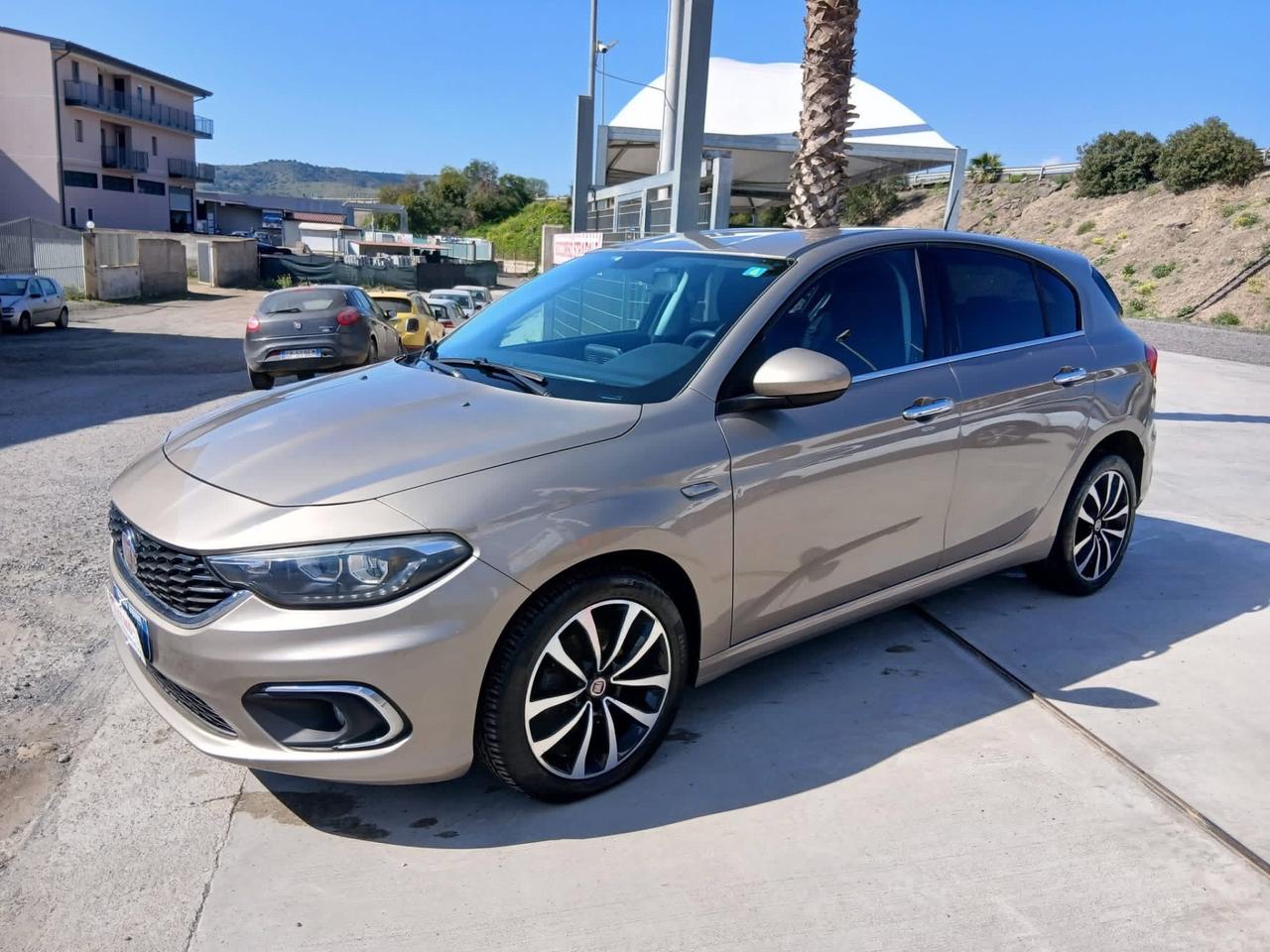 Fiat Tipo 1.6 Mjt S&S 5 porte Lounge
