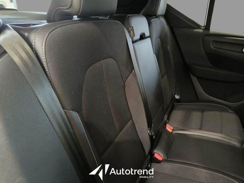 Volvo XC40 D3 150 CV AWD Automatica NAVI LED Business