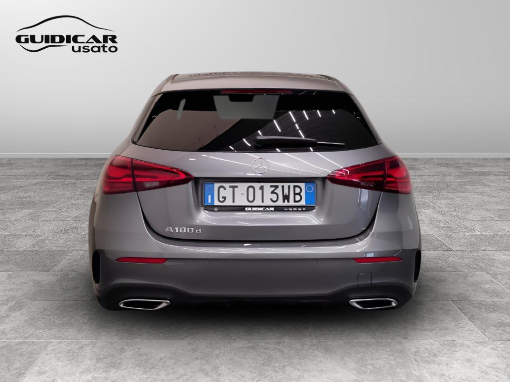 Mercedes-Benz Classe A - W177 2023 - A 180 d AMG Line Advanced Plus auto