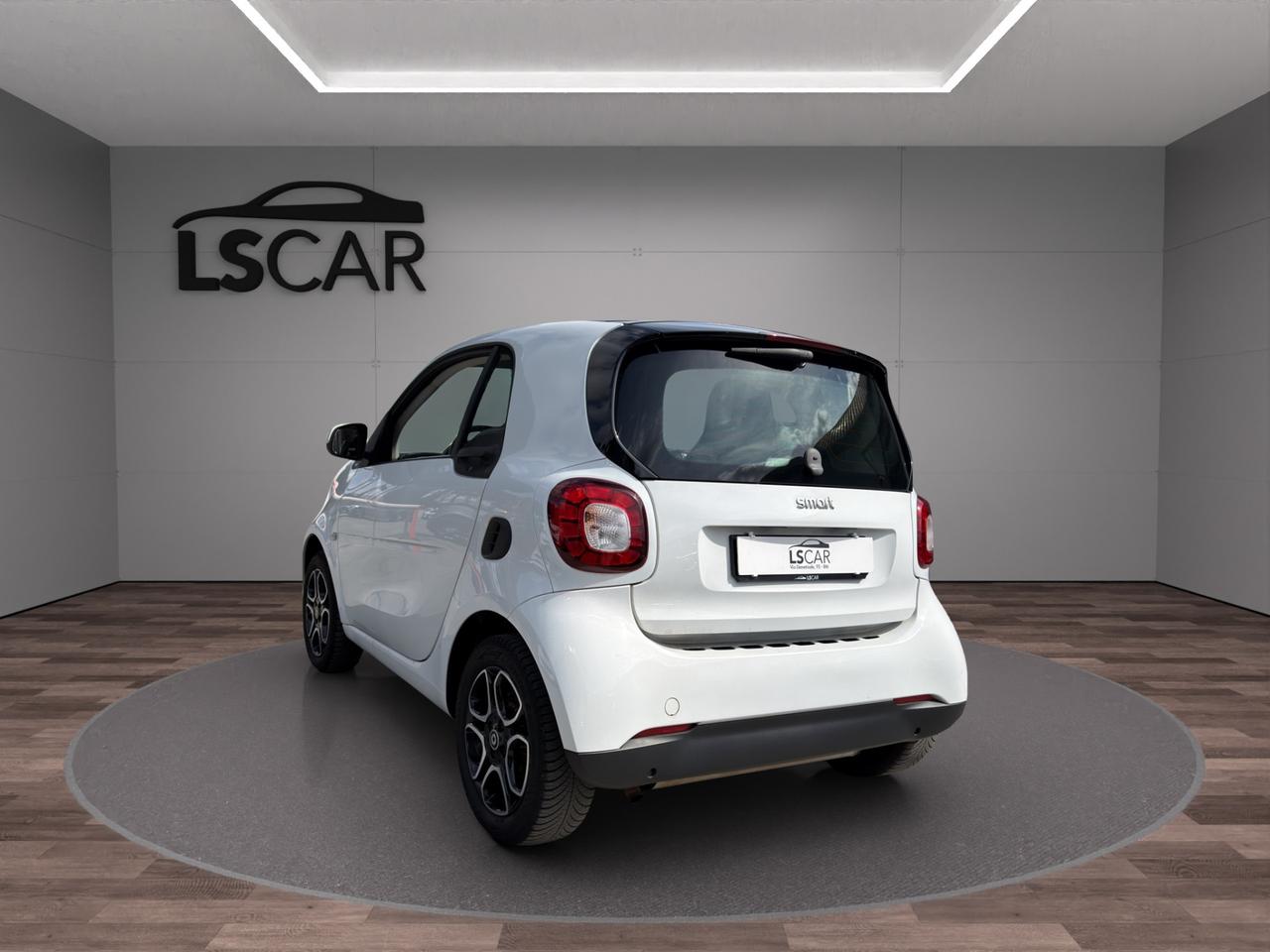 Smart forTwo 1.0 Prime - Unipro - Promo Finanziamento - Tetto panoramico - Bracciolo - Sedili riscaldabili