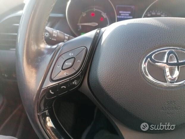 Toyota C-HR Hybrid Business NO OBBL. FINANZ.