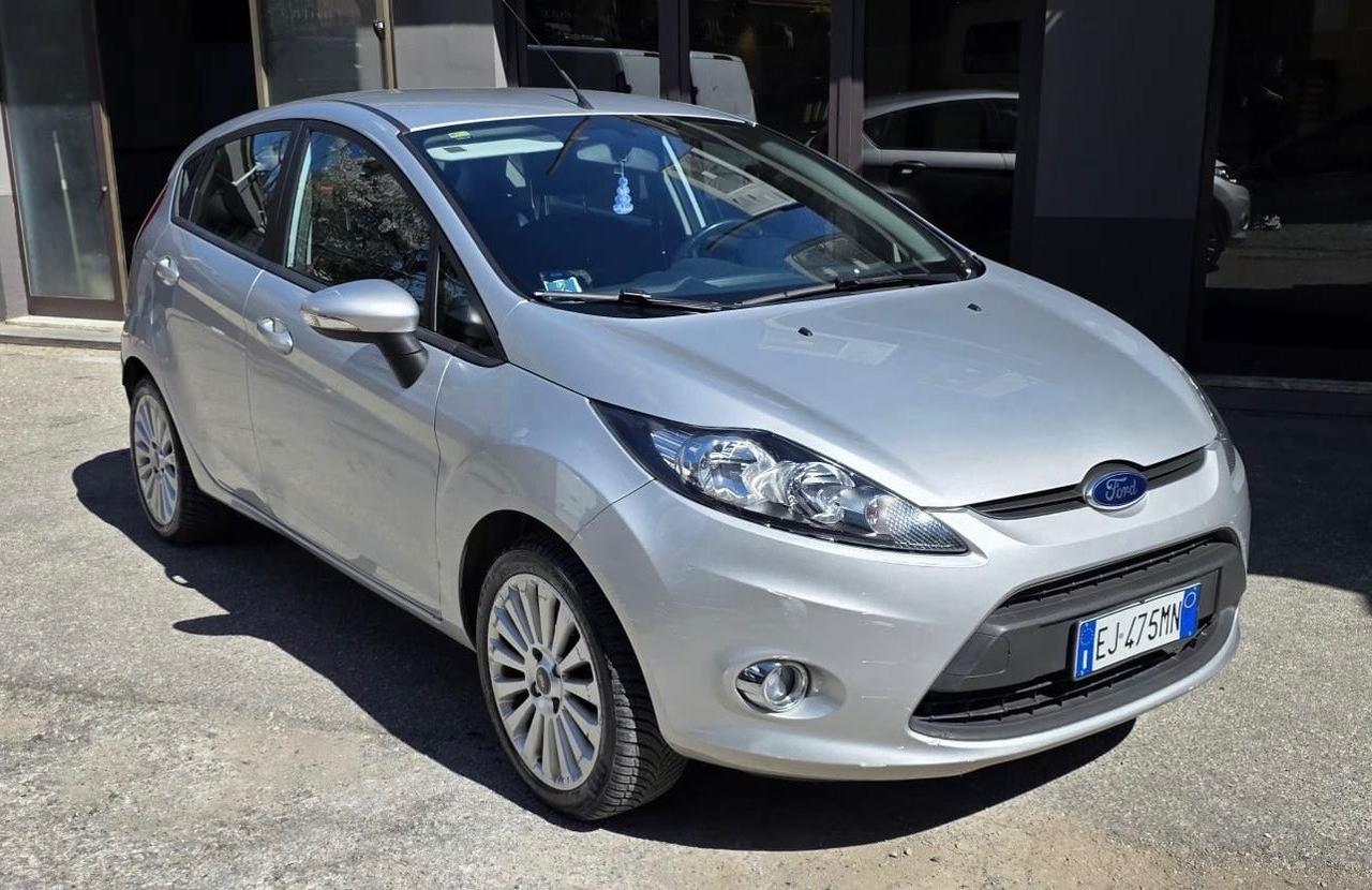 Ford Fiesta 1.2 16V 60CV 5p. Business