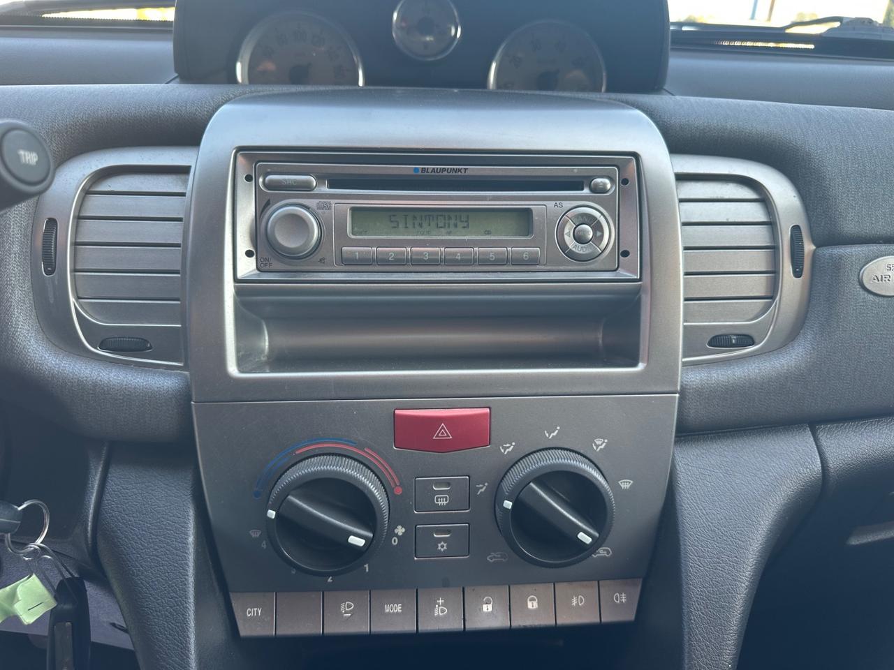 Lancia Ypsilon 1.4 Argento 77CV 129.000KM ANNO 2007