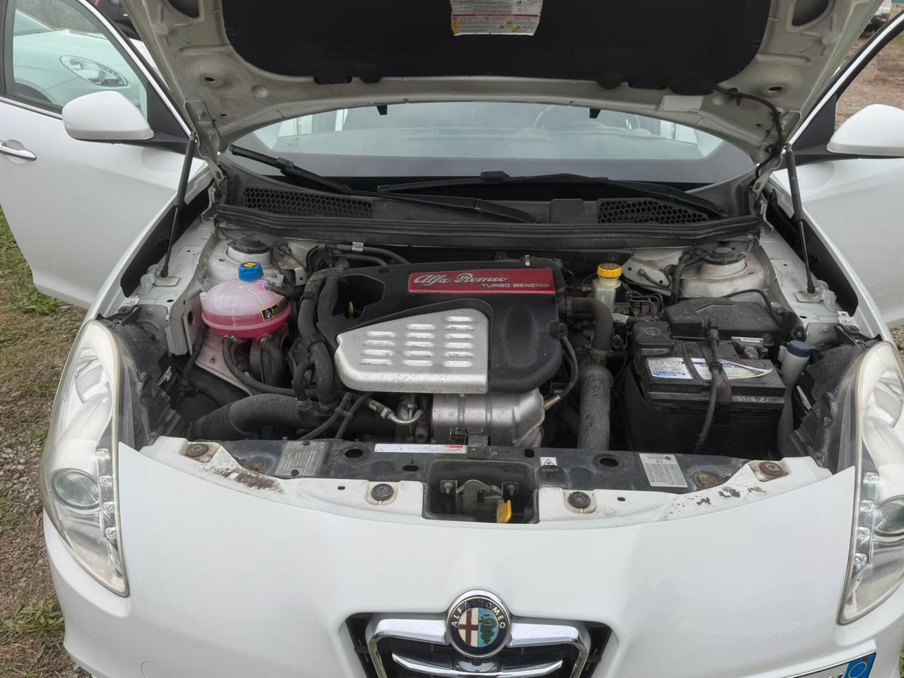 Alfa Romeo Giulietta 1.4 ben SOLAMENTE 134.000 KM