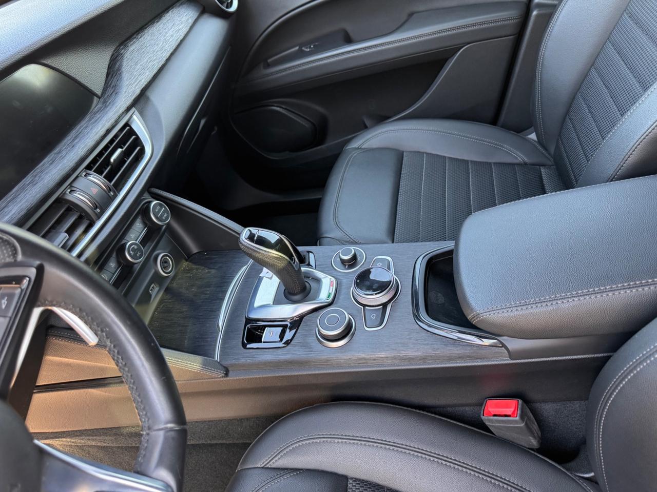 Alfa Romeo Stelvio 2.2 Turbodiesel 210 CV AT8 Q4 Sprint