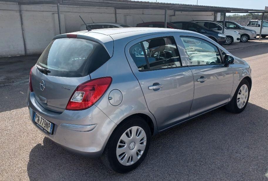 Opel Corsa 1.0 12V 5 porte Enjoy