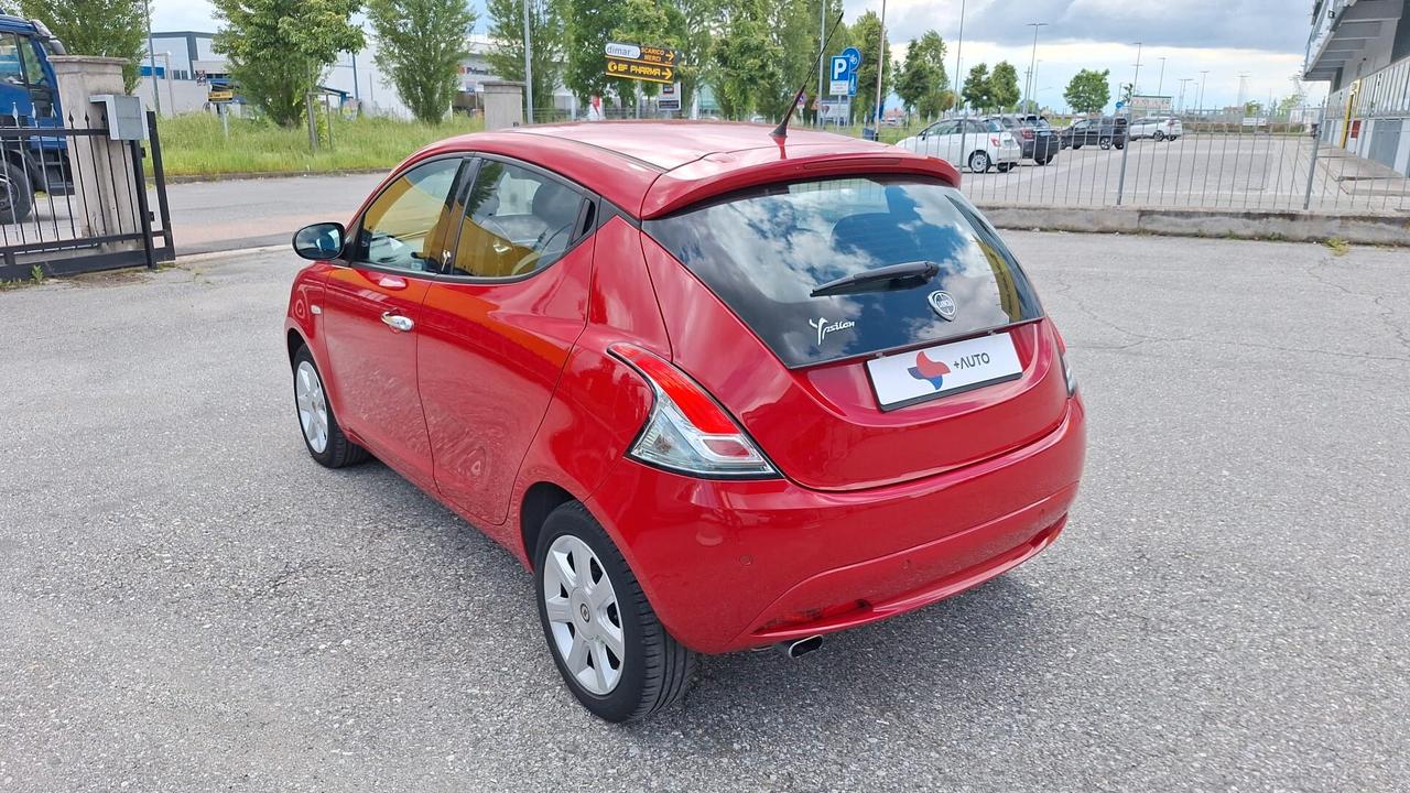 Lancia Ypsilon 1.2 69 CV 5 porte Gold