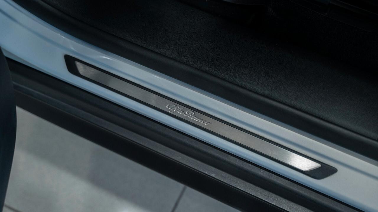 Alfa Romeo Stelvio 2.2 t SPRINT Q4 190 CV AT8 19" XENO NAVI PELLE FUL