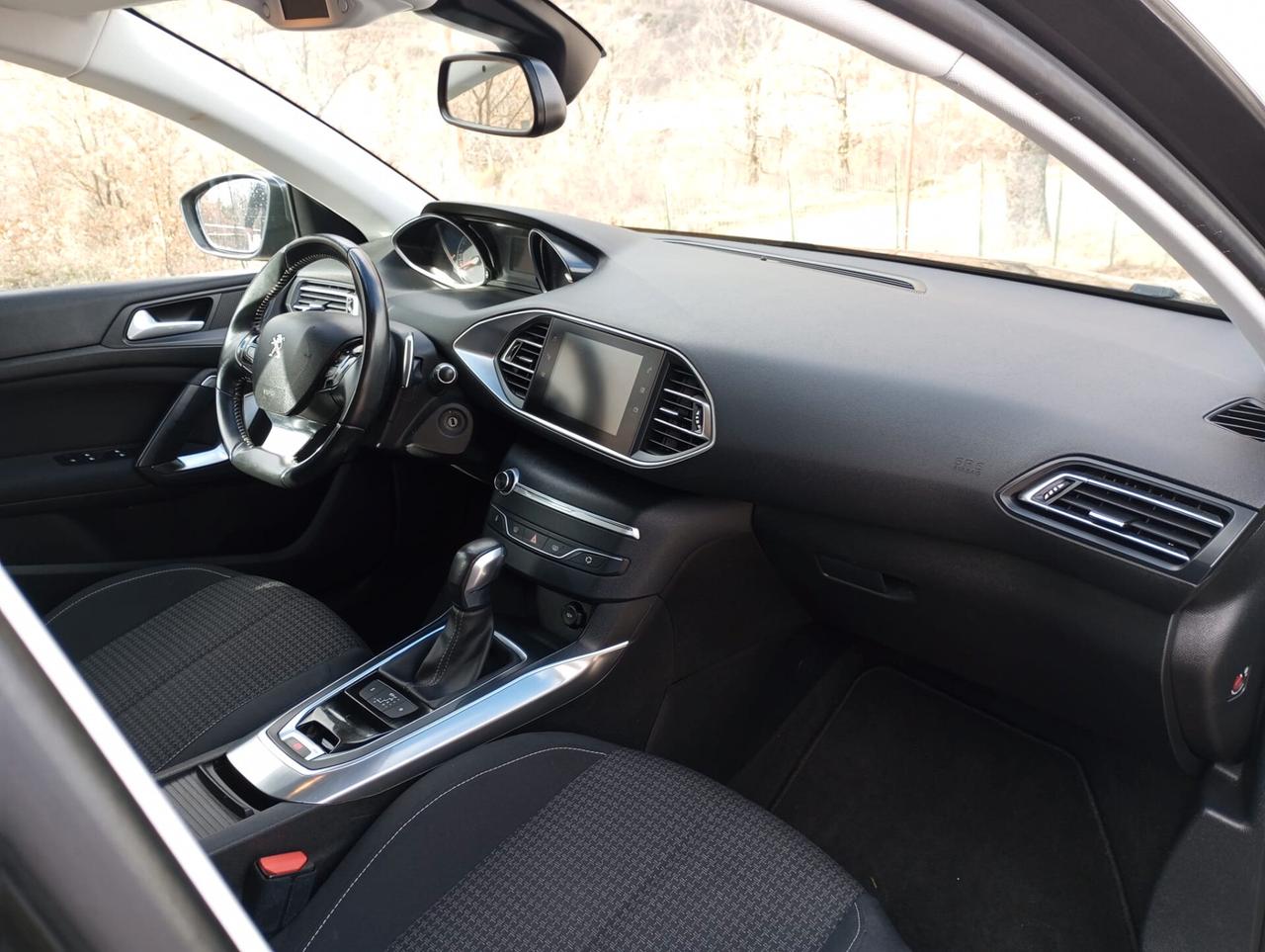 Peugeot 308 BlueHDi 130 S&S EAT8 SW Active