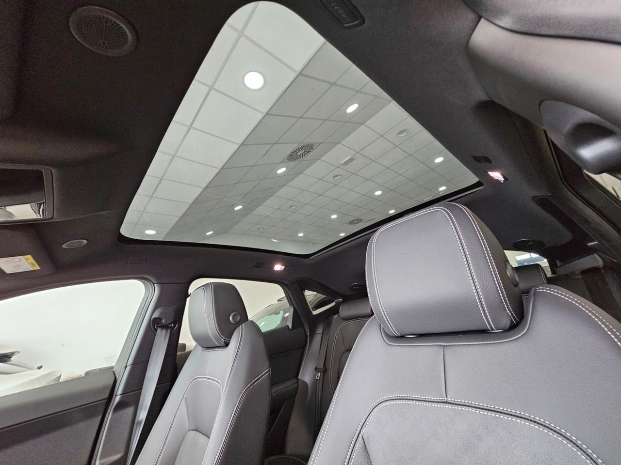 Jaguar E-Pace R-Dynamic SE Navi Camera Tetto C.20" RDynamic