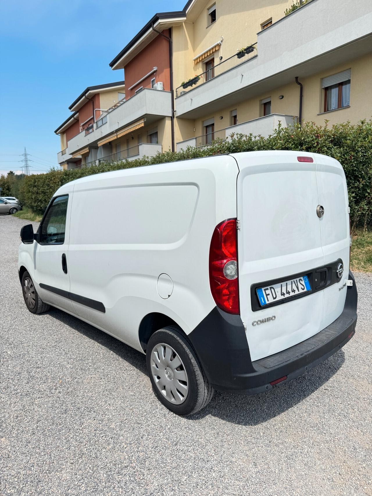 Fiat Doblo Maxi 2016