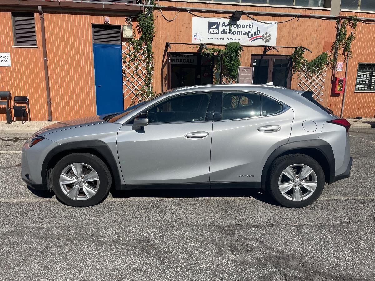 LEXUS - UX 250 - Hybrid F Sport