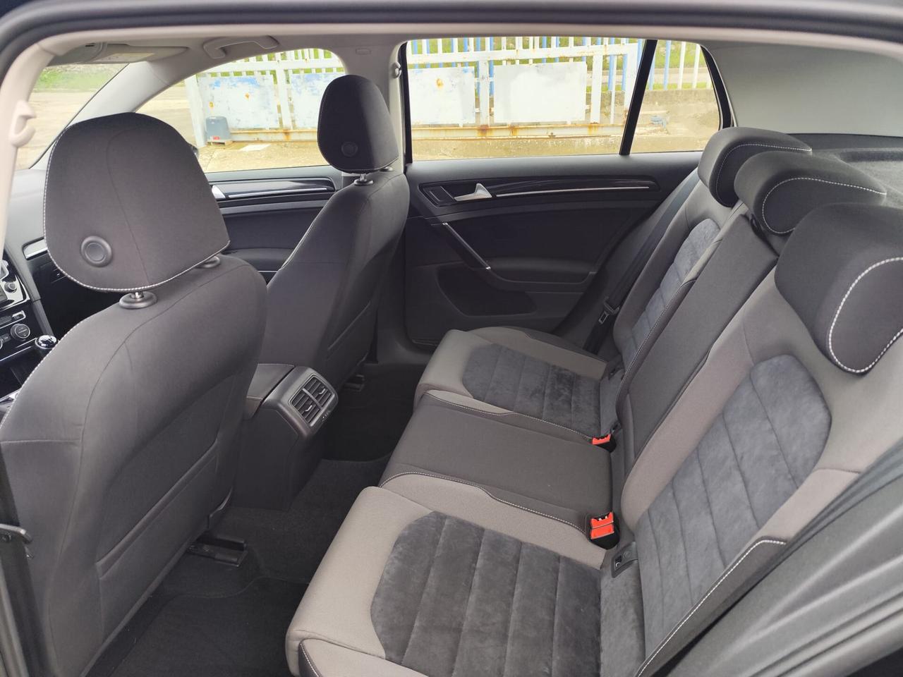 Volkswagen Golf 1.6 TDI 110 CV 5p. Highline BlueMotion Technology