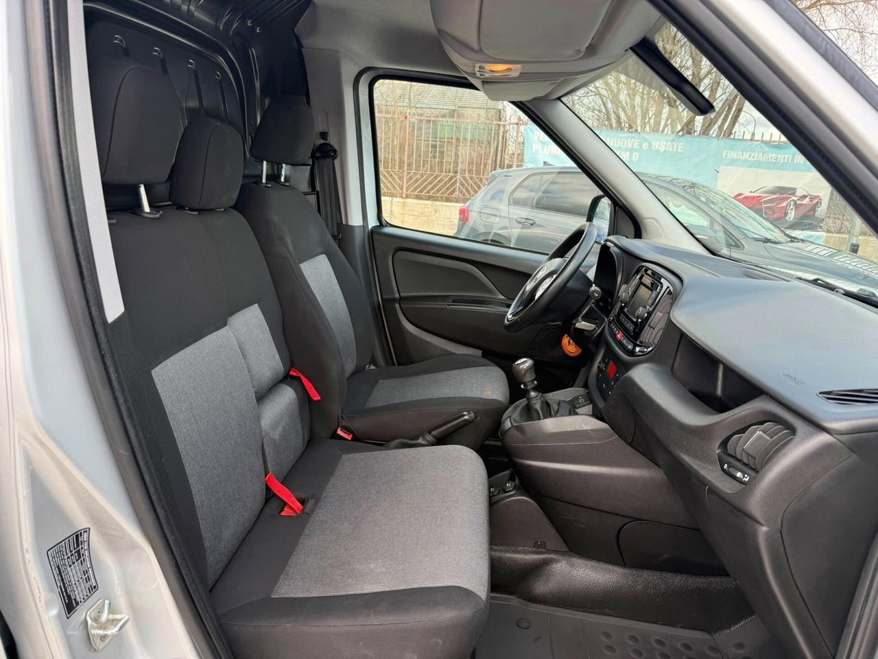 Fiat Doblò 1.6 MJT 105CV SX 3 Posti -Gancio T-