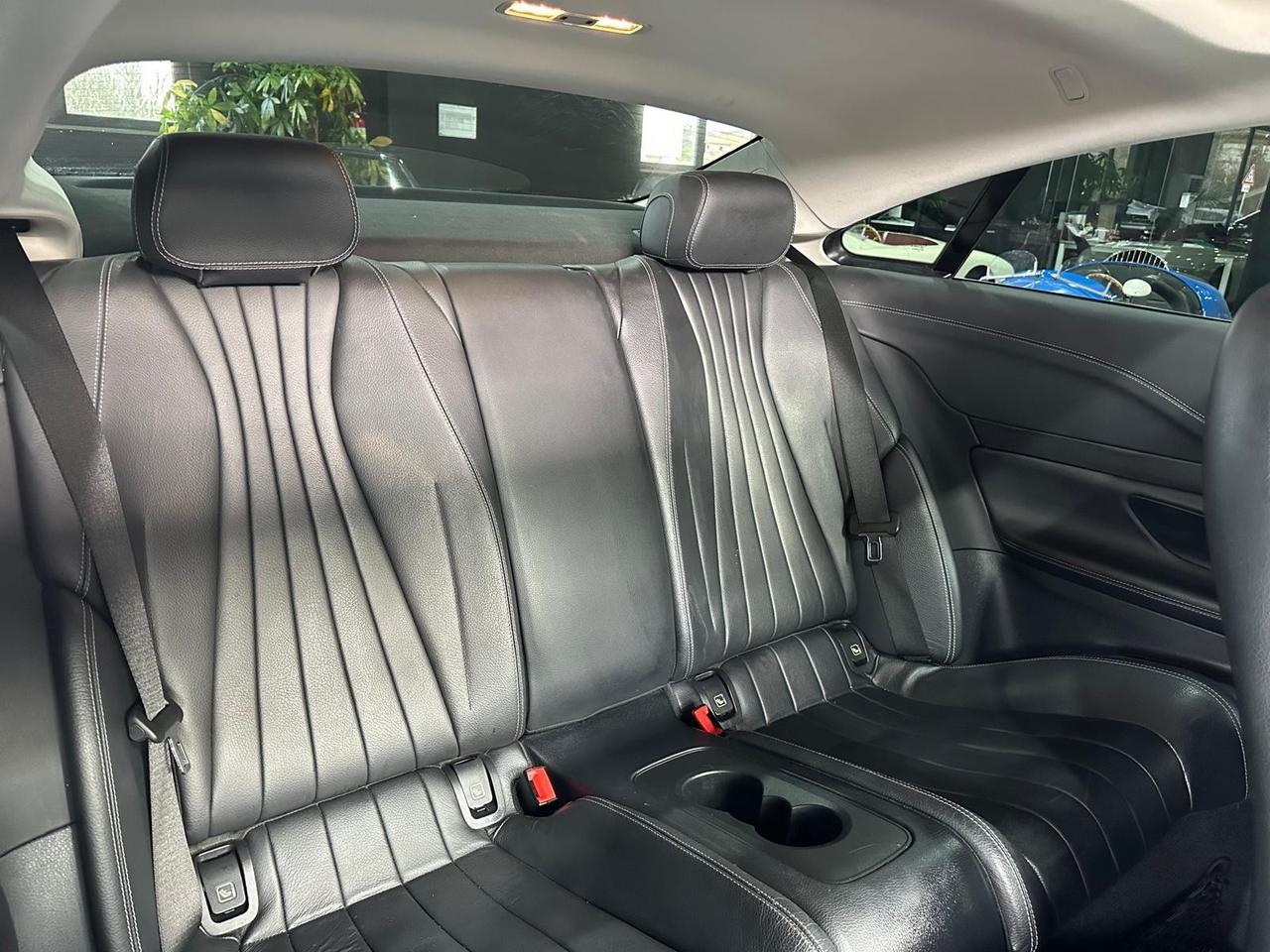 Mercedes-benz E 220 d coupé 4Matic Sport