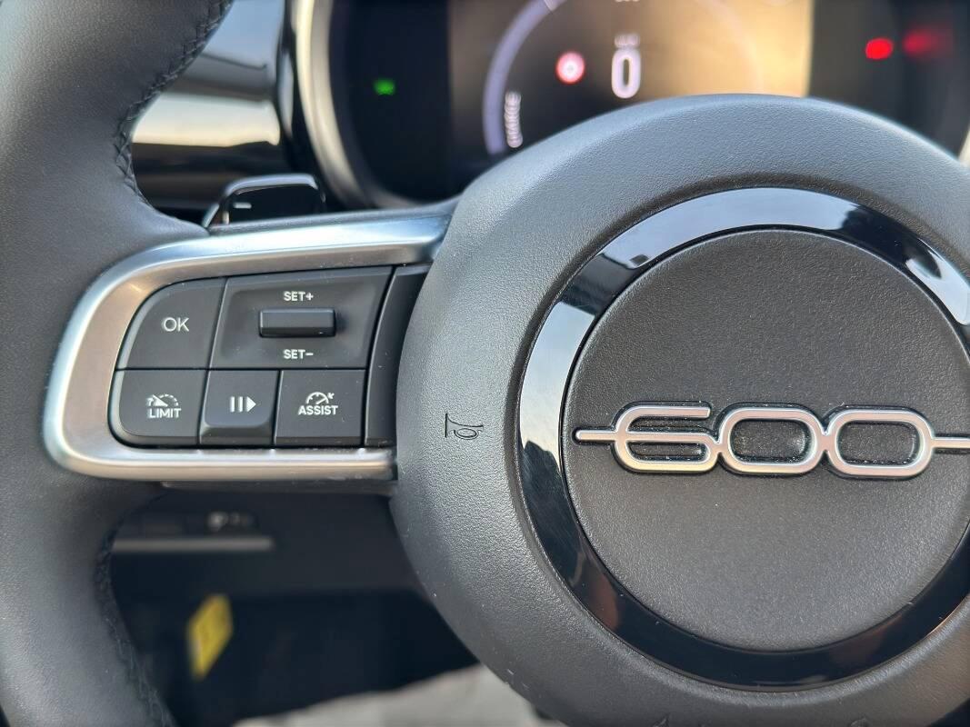 Fiat 600 1.2 hybrid La Prima II 145cv AUTOMATICA E TELECAM