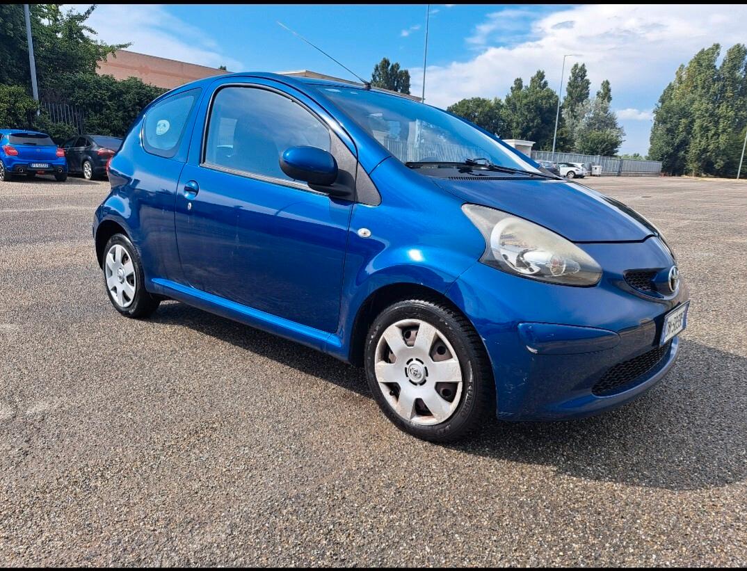 Toyota Aygo 1.0 12V VVT-i 3 porte Sol