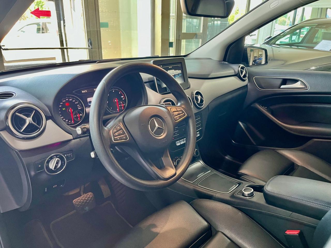 Mercedes-benz B 180 d Automatic Executive
