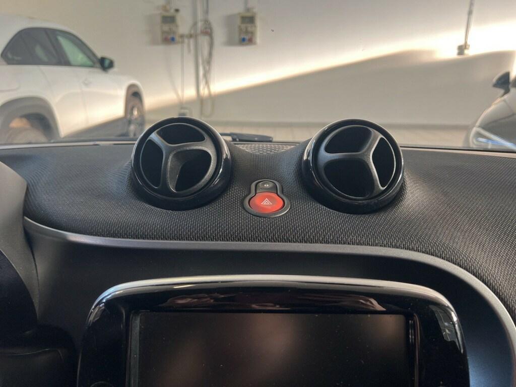 Smart fortwo cabrio EQ Pulse