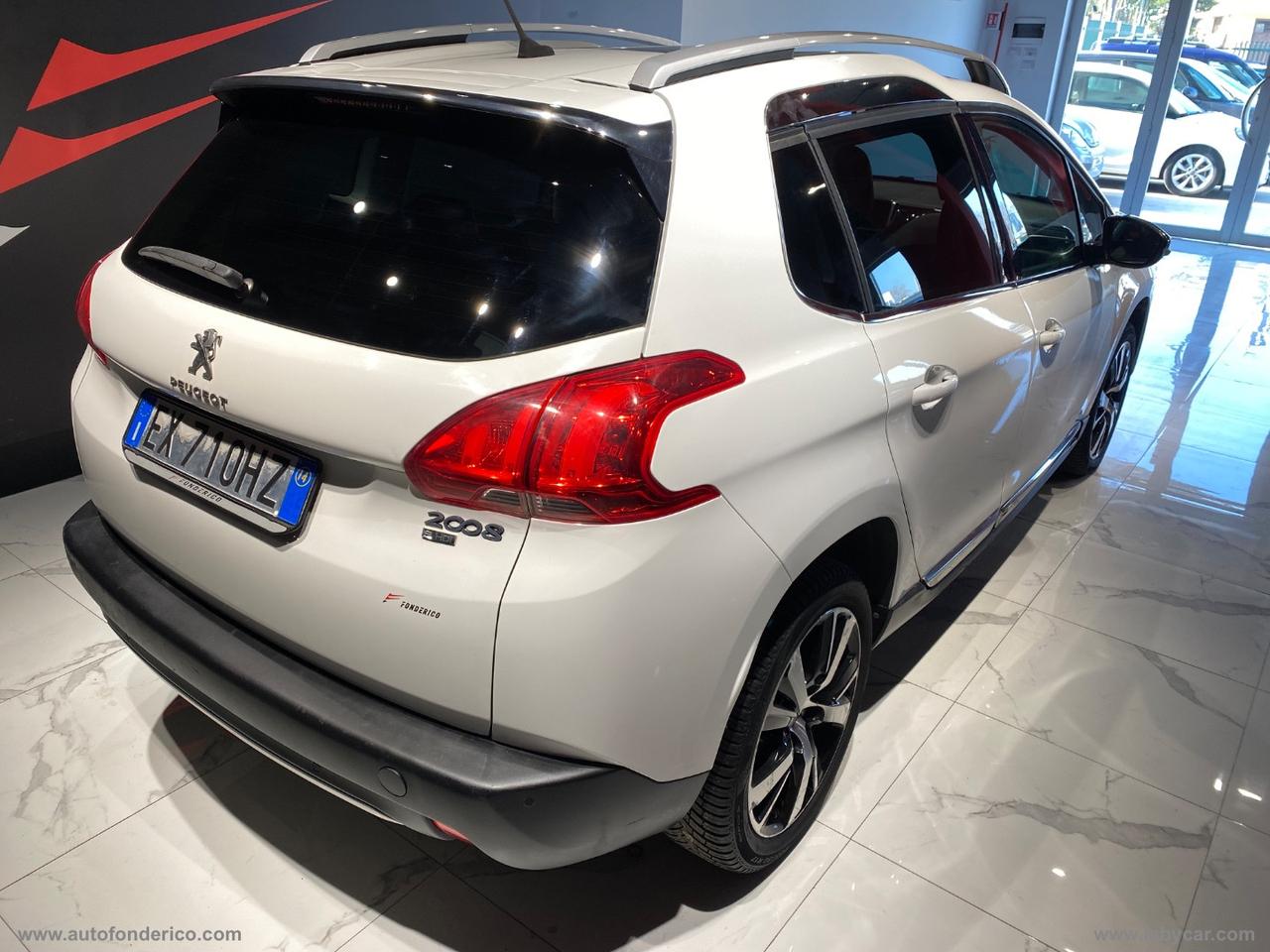PEUGEOT 2008 1.6 e-HDi 115 CV S&S Allure