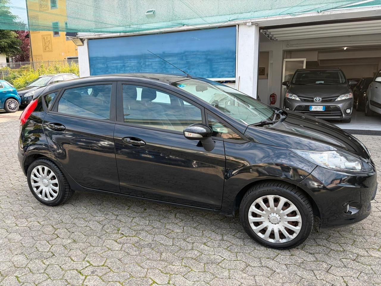 Ford Fiesta 1.2 82 CV 5 porte Titanium*NEOPATENTATI*CLIMA