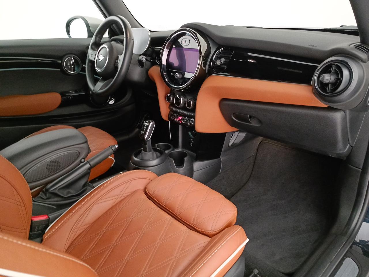 MINI Mini IV F56 2021 3p - Mini 3p 1.5 Cooper Yours Premium Plus Package auto