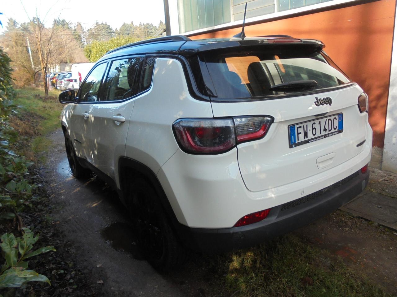 Jeep Compass 1.4 MultiAir 2WD Night Eagle con gancio traino estraibile