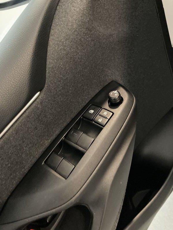 Toyota Yaris Hybrid Trend MY22