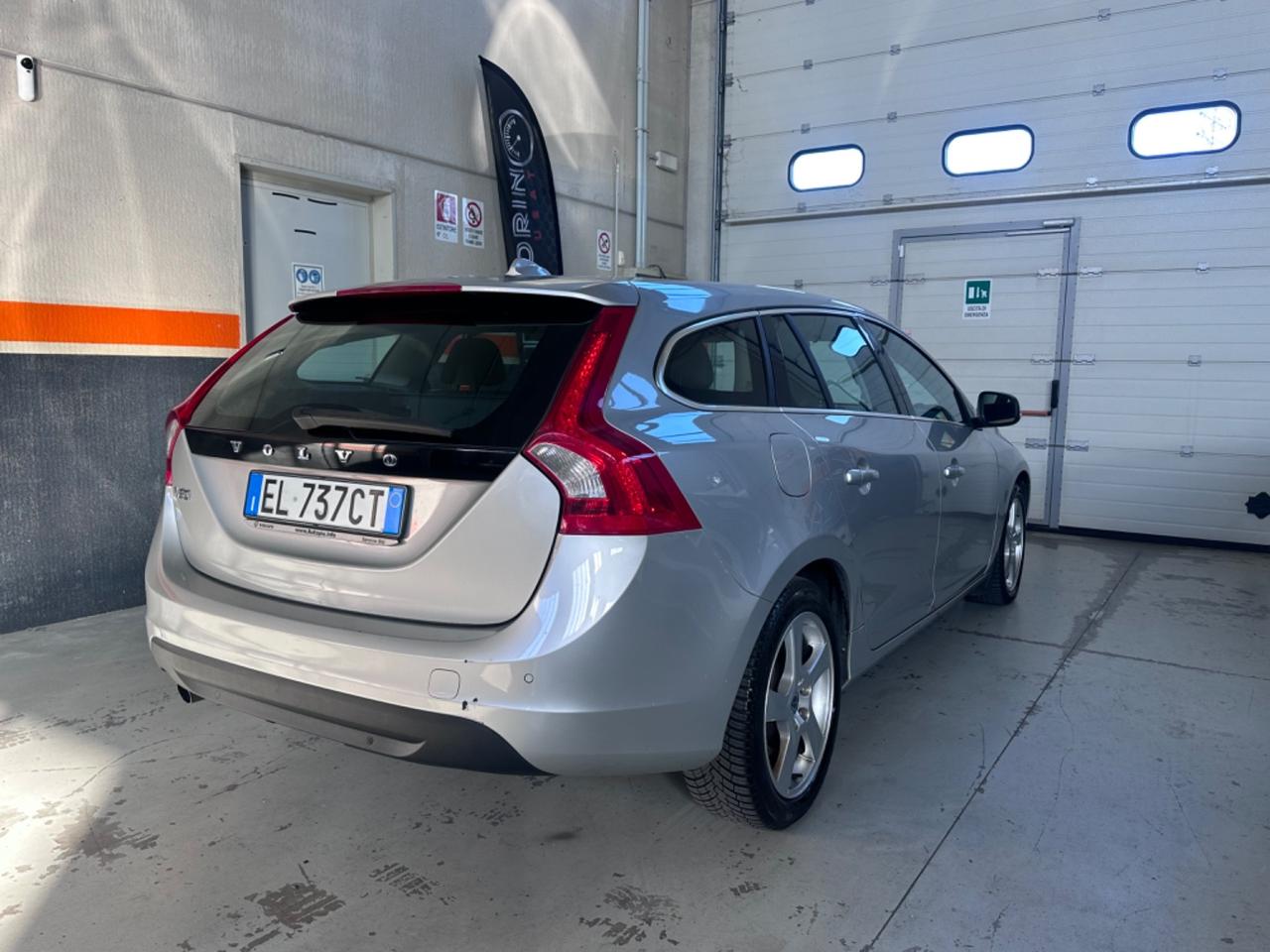 Volvo V60 D4 Momentum