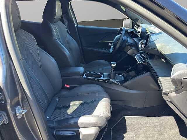 Peugeot 2008 PureTech 130 S&S GT