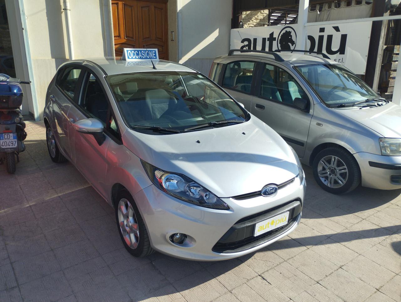 Ford Fiesta 1.2 82 CV 5 porte Titanium