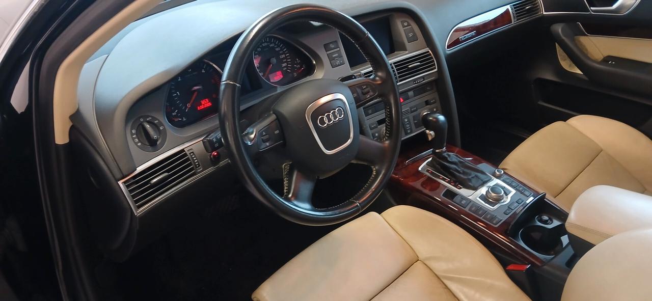 Audi A6 Avant 3.0 V6 TDI quattro tiptronic